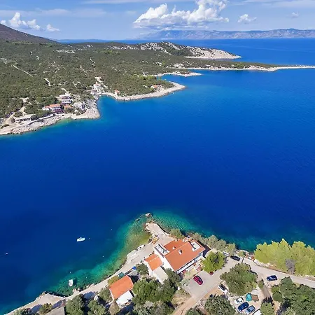 Double Uvala Pokrivenik 2069i Πανσιόν
